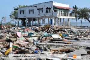 Indonésie : 300 blessés et 20 morts dans un tremblement de terre