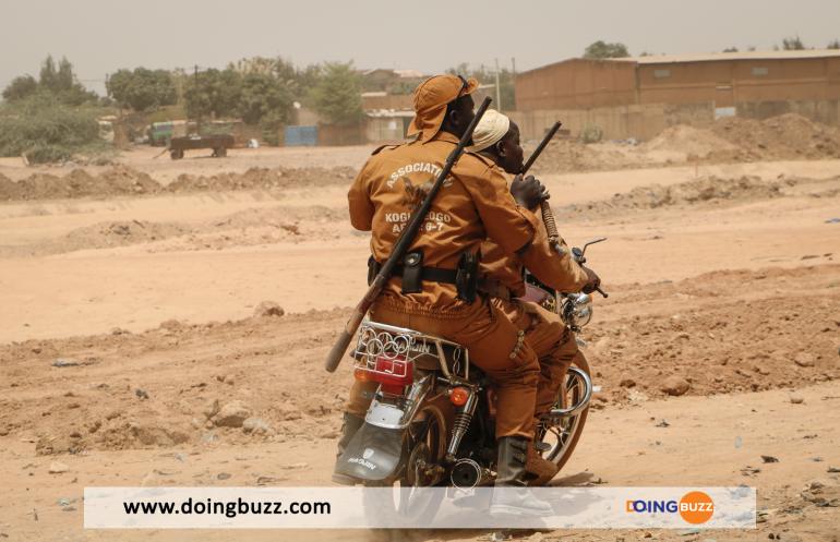 Burkina Faso : des hommes armés attaquent un poste de contrôle de la police à DoriBurkina Faso : des hommes armés attaquent un poste de contrôle de la police à Dori