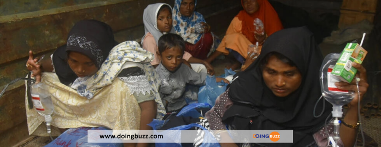 185 Rohingyas Retrouvés Avoir Passé Un Mois En Mer