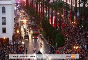 Une Foule Incroyable Pour Le Retour Des Héros Marocains (Vidéo)