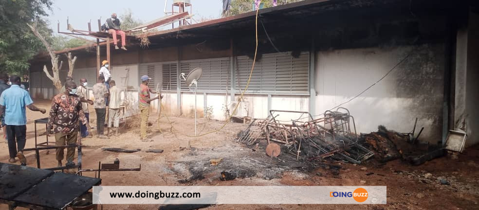 Burkina : le centre médical de Pô prend feu