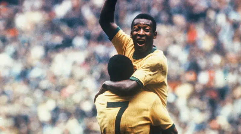 Football : Le Roi Pelé Est Mort À L’âge De 82 Ans !