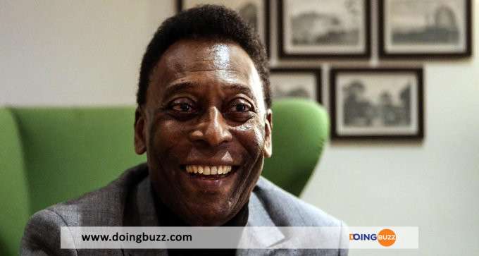 MSXQJtM2 - Brésil : Le roi Pelé donne de ses nouvelles et rassure