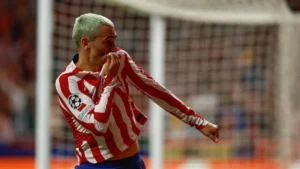 Voici La Nouvelle Coupe De Cheveux Osée D’antoine Griezmann (Vidéo)