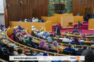 Sénégal : Les Députés Qui Se Sont Bagarrés Risquent Deux (2) Ans De Prison