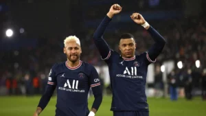 Voici Le Spécial Cadeau Qu&Rsquo;A Offert Fred À Neymar Et À Kylian Mbappé