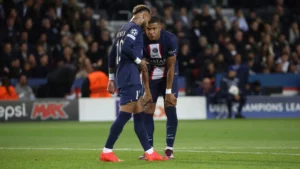 Psg : Kylian Mbappé Et Neymar Actifs Pour Strasbourg