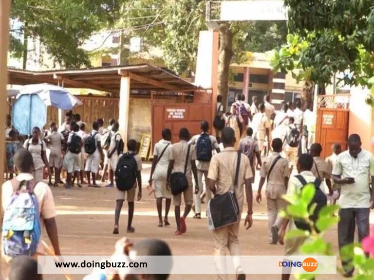 Togo : Un Élève Exclu De Toutes Les Écoles De Sa Région À Cause D'Une Vidéo