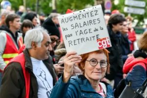 Jeudi Noir En France : Une Grève Nationale Contre La Réforme Des Retraites