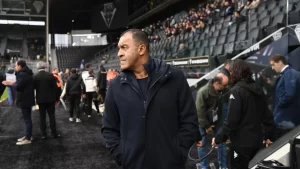 Abdel Bouhazama Est Désormais Le Nouvel Entraineur D&Rsquo;Angers