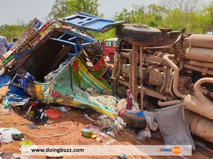 Sénégal : Interdiction De Voyager La Nuit Après Un Accident Qui A Fait 39 Morts Et 101 Blessés