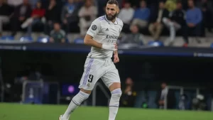 Real Madrid : Karim Benzema Prolonge Son Bail Jusqu’au 30 Juin 2024