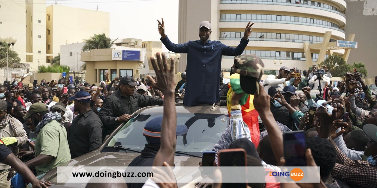 Sénégal : L’opposant Ousmane Sonko Arrêté En Pleine Circulation, Le Motif (Vidéos)