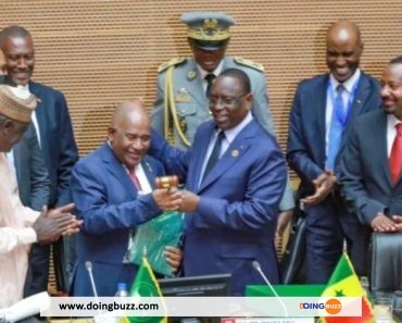 &Lt;Span Class=&Quot;Label A La Une&Quot;&Gt;A La Une&Lt;/Span&Gt; Le Président Comorien, Azali Assoumani, Nouveau Chef De L’union Africaine