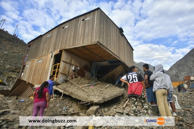 Pérou : Des Glissements De Terrain Font Au Moins 36 Morts