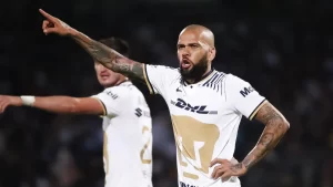 Dani Alves : Le Club Réclame Une Somme Astronomique Pour Ces Raisons