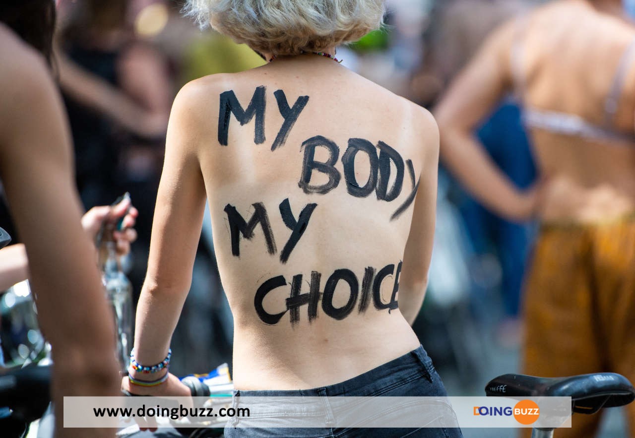 Allemagne : les femmes autorisées à nager les seins nus
