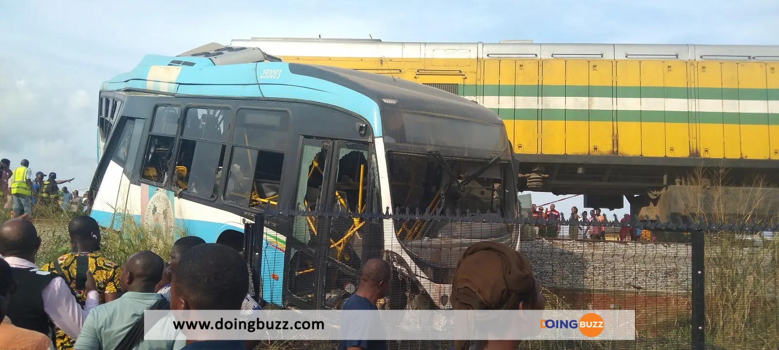Nigeria : « On L’a Supplié D’attendre Mais Il A Refusé ... », Révèle Une Survivante Du Choc Entre Un Bus Et Un Train