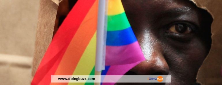 Ouganda : une version amendée d'une loi anti-LGBT+ adoptée par le Parlement fait polémique