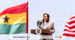 Kamala Harris Émue Lors De Sa Visite Au « Château Des Esclaves » Au Ghana