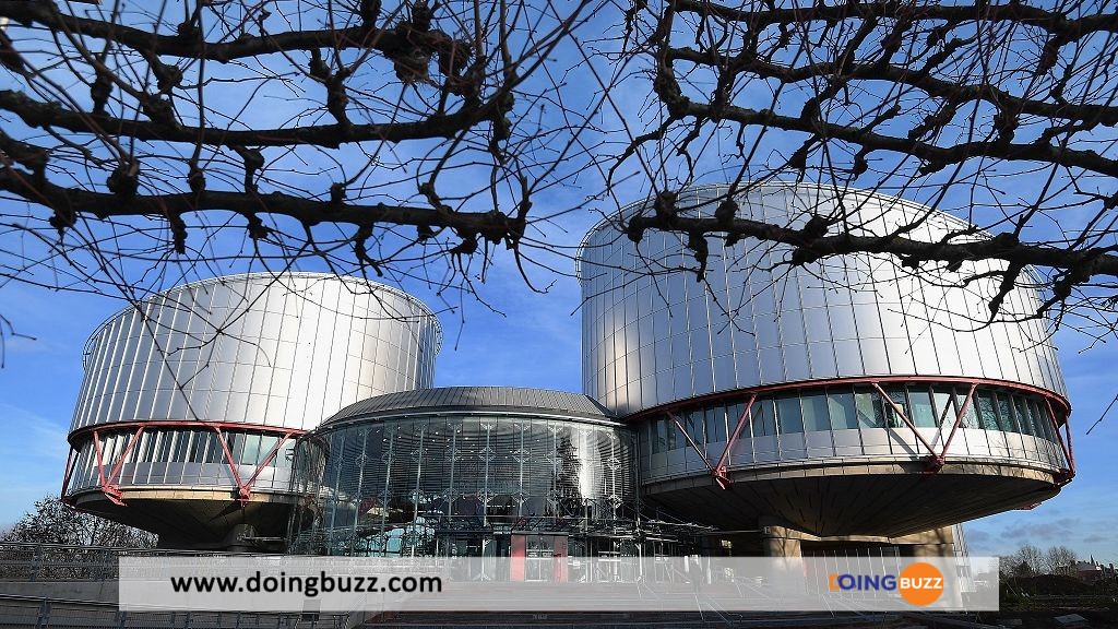 Un Demandeur D'Asile Irakien Conteste Son Expulsion Vers Le Rwanda Devant Un Tribunal Européen