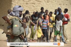 Mali : Des Jihadistes Présumés Attaquent Un Camp Militaire À Sévaré