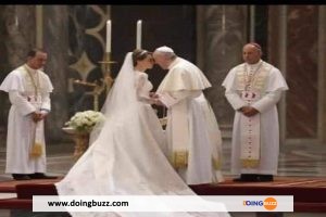 Des Photos Du Pape François Avec Une Femme Font Scandale Sur Le Web