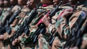 Putsch Au Gabon : Remaniements Au Sein De L&Rsquo;Armée Au Rwanda Et Au Cameroun