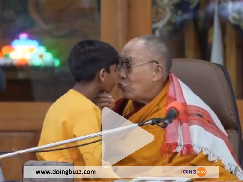 La Vidéo Du Dalaï Lama Embrassant Un Petit Garçon Avec La Langue Fait Le Buzz