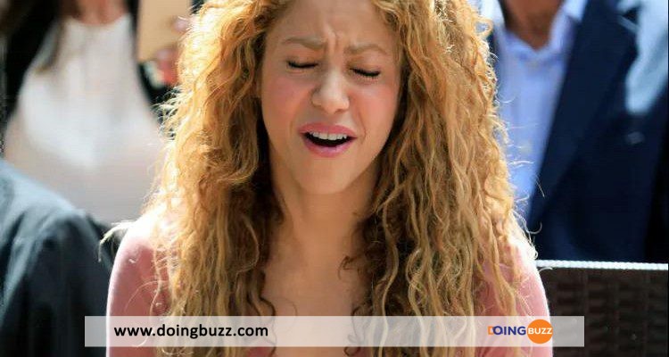 Shakira, En Pleurs, Quitte Barcelone (Video)