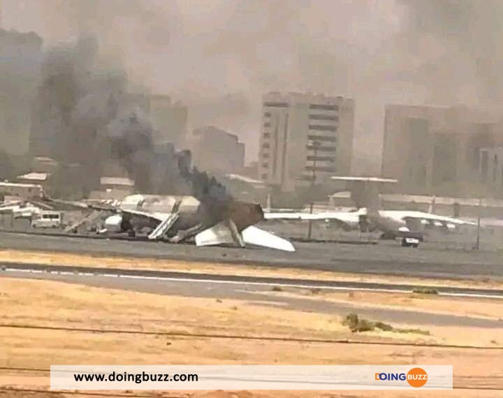 Soudan : Un Coup D’état En Cours, Images Et Vidéo De La Prise De L'Aéroport Et Du Palais Présidentiel