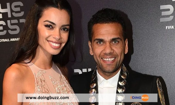 Dani Alves Reçoit Ce Message Dévastateur De Joana Sanz !