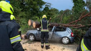 Europe : Tempête Dans Les Balkans, Incendies En Grèce