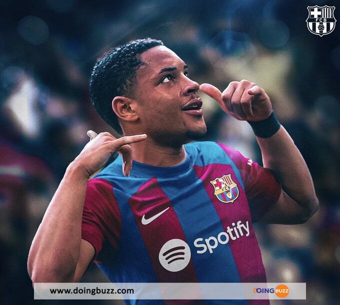 Mercato : Vitor Roque Signe Au Barça Jusqu'En 2030 !