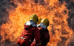 Bientôt Un Extincteur Obligatoire Dans Chaque Voiture Contre Les Départs De Feu ?