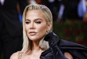 Khloé Kardashian Présente Le Visage De Son Fils Tatum, Qui Ressemble Tant À Son Oncle Rob Qu&Rsquo;À Sa Maman – Graziain French