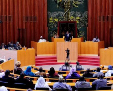 Sénégal–La Controversée Crei Est Supprimée Par Le Parlement