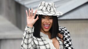 Présidentielle Aux Usa : Cardi B Prédit Le Vainqueur