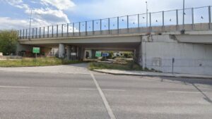 Effondrement D&Rsquo;Un Pont En Grèce, À Patras, « Des Personnes Sous Les Décombres »