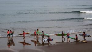 Vidéo – Biarritz : Découvrez La Côte Des Basques, La Plage La Plus « Surfée » De France