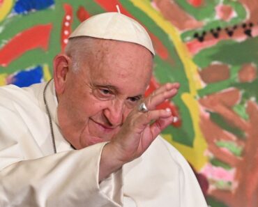 « J’ai Eu Du Mal À Prier… », Le Pape François Fait Des Révélations Sur Sa Première Petite Amie