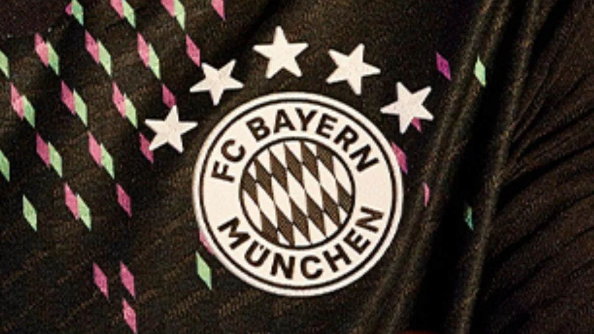 Bayern Munich A Dévoilé Son Maillot Extérieure Pour La Saison 2023-2024