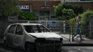 Les Écoles Se Mobilisent Pour Réparer Les Dégâts Des Émeutes Avant La Rentrée