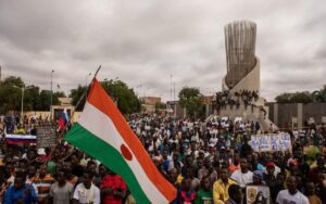 Option Militaire De La Cédéao Au Niger : Un Ancien Officier Gambien Estime Que C&Rsquo;Est Une « Mission Risquée Et Malavisée »