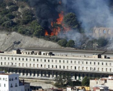 Espagne : Le Vent Entrave La Maîtrise De L&Rsquo;Incendie À La Frontière Avec La France