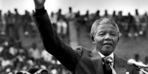 Un Sosie De Nelson Mandela A Été Repéré Dans Les Rues Des États-Unis (Vidéo)