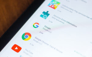 Google Teste Un Nouveau Design Sur Son Application Et Il Est Un Succès.