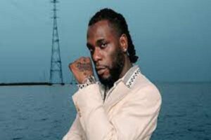 Burna Boy Se Moque Des Dirigeants Nigérians En Déclarant : « Vous Êtes À Court D&Rsquo;Essence Et Voulez Déclencher Une Guerre »