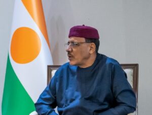 Niger : L&Rsquo;Intervention Militaire Met La Vie Du Président Mohamed Bazoum En Danger