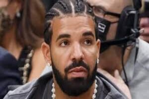 Drake : La Nouvelle Apparence De La Star Fait Parler (Photo)